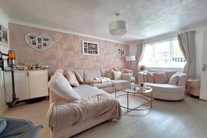 Lounge- click for photo gallery